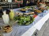 Salate-und-Dressing-Buffet