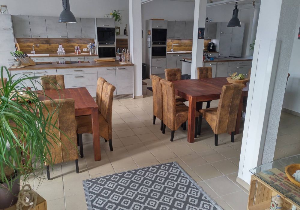 Küche-und-Esstische